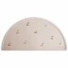 Mushie Tischset Silikon, Cherries -Kinderwelt Verkauf mushie tischset silikon cherries a399010